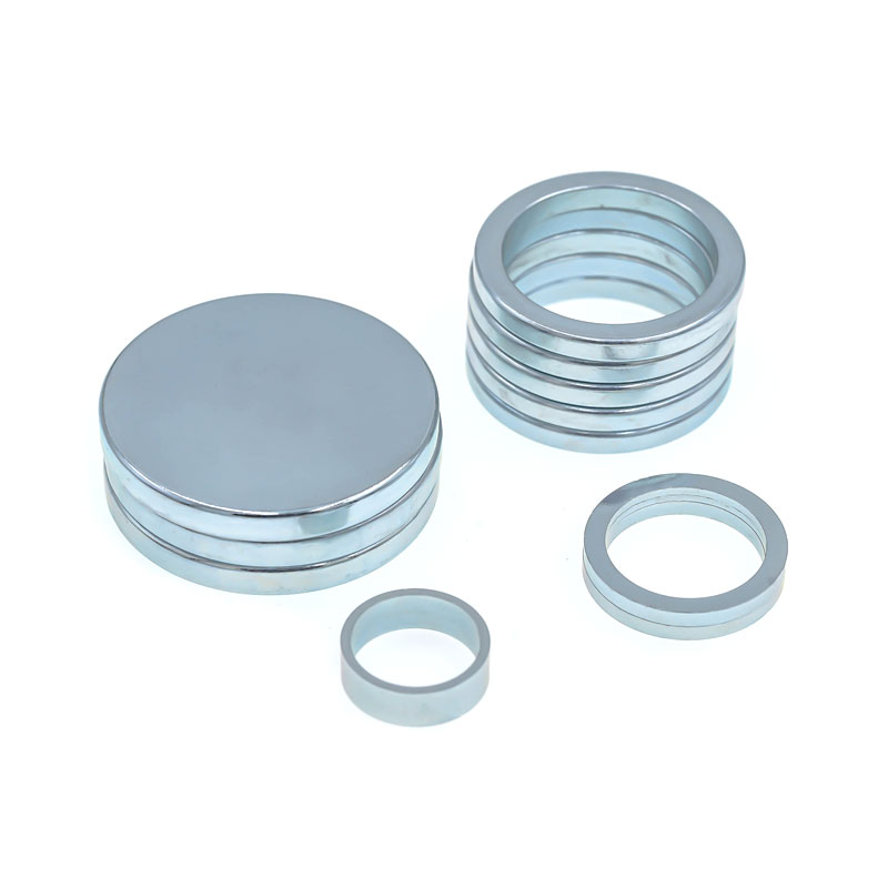 แม่เหล็กลำโพง