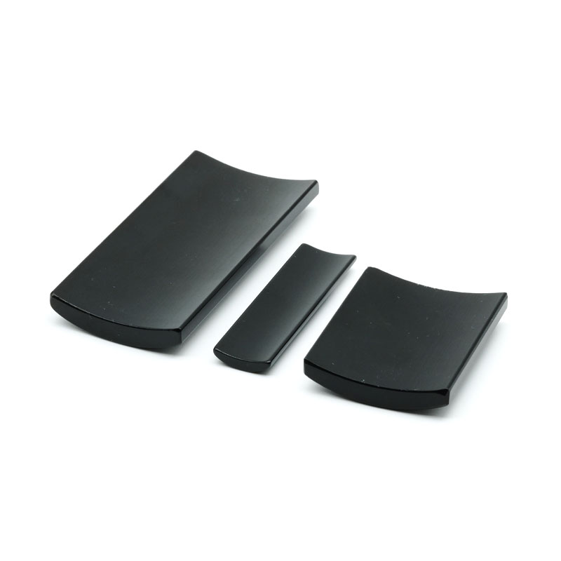 แม่เหล็กถาวรส่วนโค้ง / กระเบื้อง / ส่วน